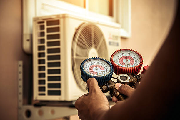 Professional Ductwork Repair technician working in Reno, OH